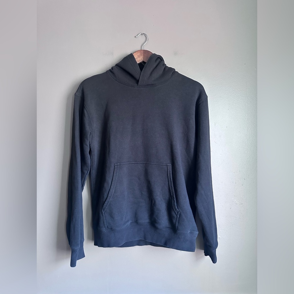 Aritzia Tna Airy AF Black Fleece Pullover Hoodie Size Small